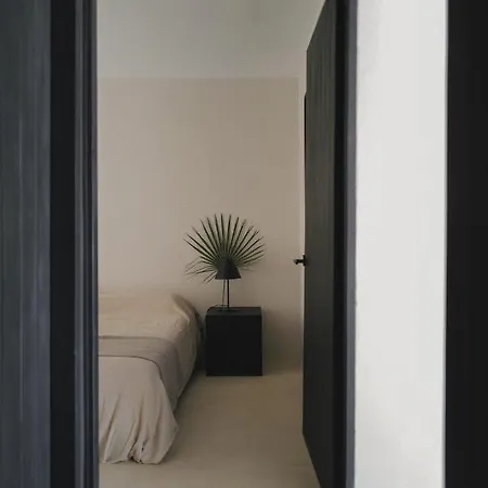 Aire House